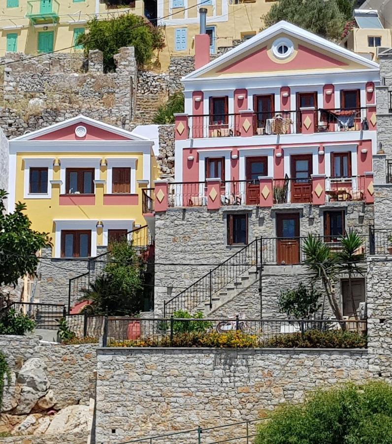 Kleanthi And Kostas Studios Сими Екстериор снимка